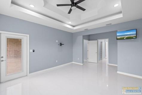 914 Palm Boulevard Laguna Vista TX 78578