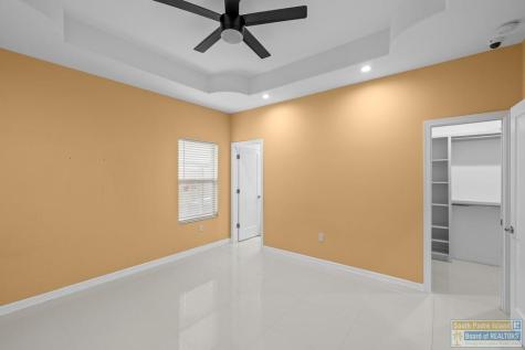 914 Palm Boulevard Laguna Vista TX 78578
