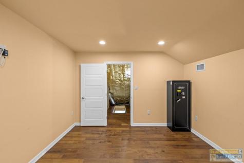 914 Palm Boulevard Laguna Vista TX 78578