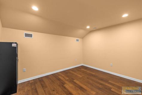 914 Palm Boulevard Laguna Vista TX 78578