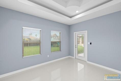 914 Palm Boulevard Laguna Vista TX 78578