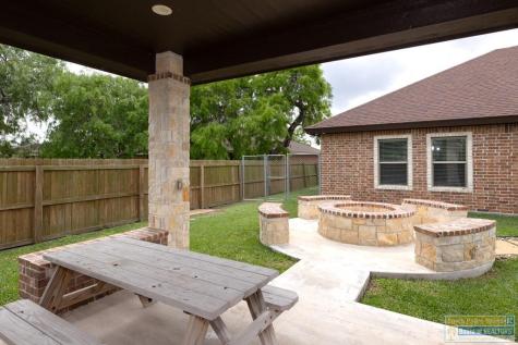 914 Palm Boulevard Laguna Vista TX 78578