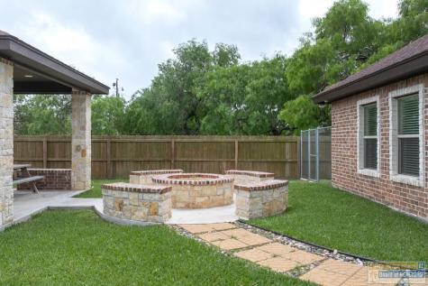 914 Palm Boulevard Laguna Vista TX 78578