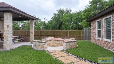 914 Palm Boulevard Laguna Vista TX 78578