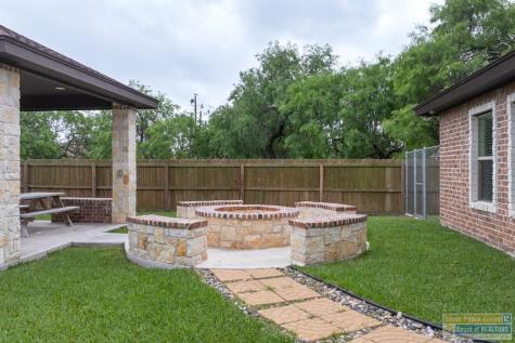 914 Palm Boulevard Laguna Vista TX 78578