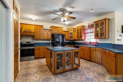 168 N San Roman Bayview TX 78566