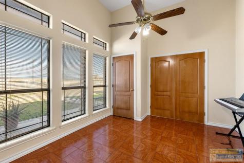 168 N San Roman Bayview TX 78566