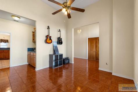 168 N San Roman Bayview TX 78566