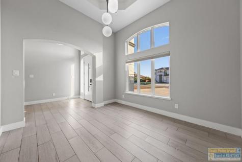 60 Whooping Crane Drive Laguna Vista TX 78578
