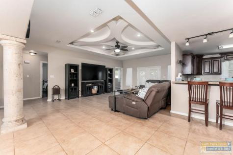 7001 Lago Vista Boulevard Brownsville TX 78520