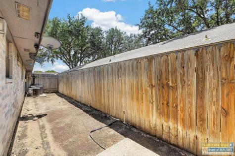 1604 Avocet Avenue Mcallen TX 78504