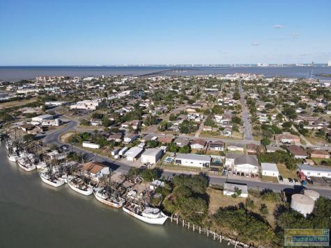 711 W South Shore Port Isabel TX 78578