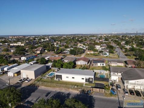 711 W South Shore Port Isabel TX 78578
