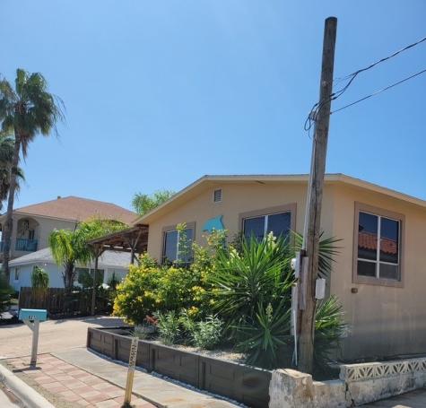 821 Tarpon Avenue Port Isabel TX 78578