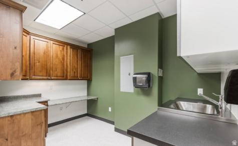 4465 S 900 E Millcreek UT 84124