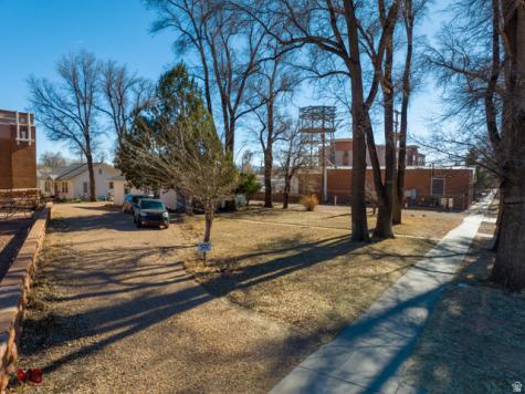 23 S 100 E Kanab UT 84741