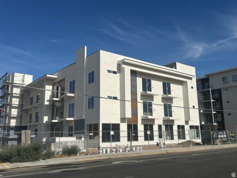 2085 N. Main Street N Sunset UT 84015