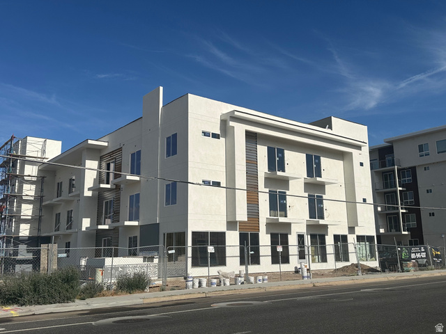 2085 N. Main Street N Sunset UT 84015