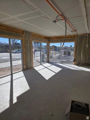 2085 N. Main Street N Sunset UT 84015
