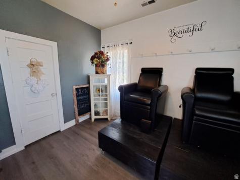 221 N 100 E Roosevelt UT 84066