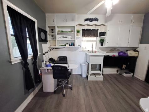 221 N 100 E Roosevelt UT 84066