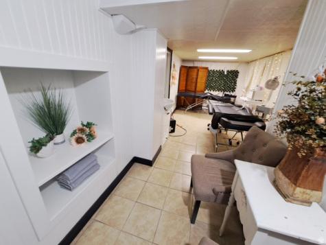 221 N 100 E Roosevelt UT 84066