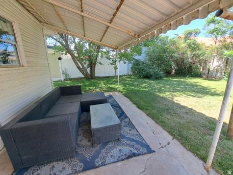 221 N 100 E Roosevelt UT 84066