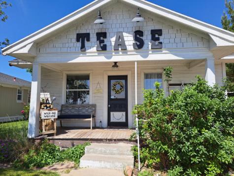 221 N 100 E Roosevelt UT 84066