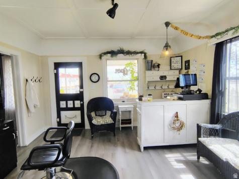 221 N 100 E Roosevelt UT 84066