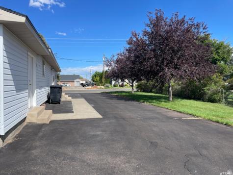 209 W 200 N Roosevelt UT 84066