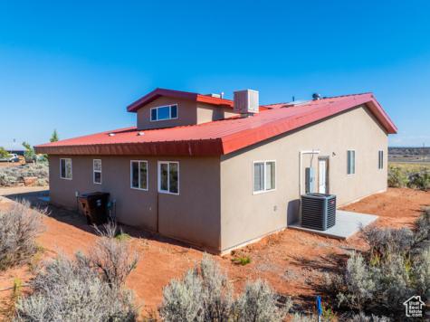 3976 E Juniper Cliffs Drive Kanab UT 84741