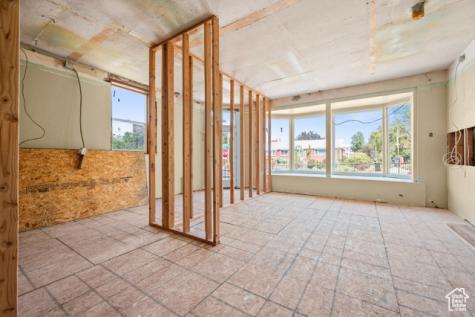 1826 E 2700 S Millcreek UT 84106