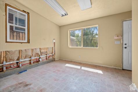 1826 E 2700 S Millcreek UT 84106