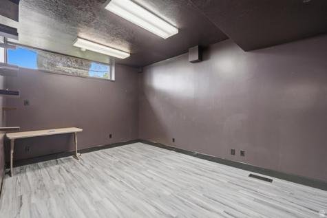 1845 W 4400 S Roy UT 84067