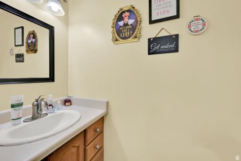 846 S 1625 E Clearfield UT 84015