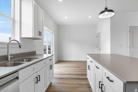 231 W 1160 N Tooele UT 84074