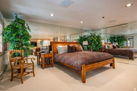 8200 Royal Street Park City UT 84060