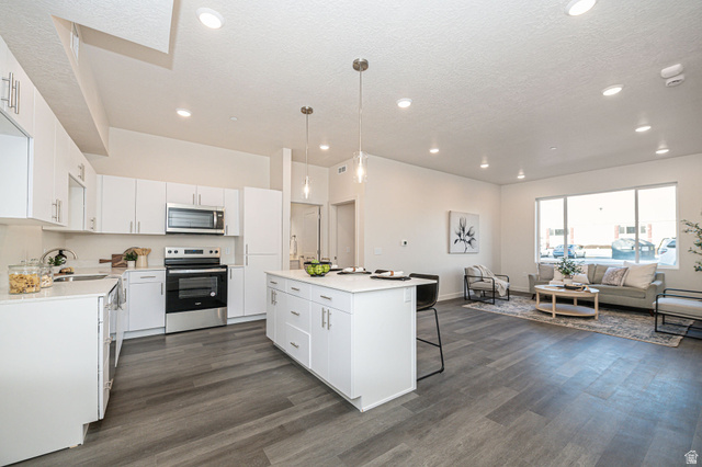 155 E 900 S Ogden UT 84404
