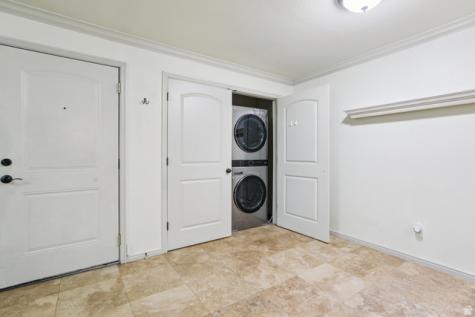 5770 S 900 E Murray UT 84121