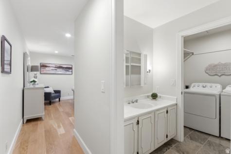 939 S Donner Way Salt Lake City UT 84108