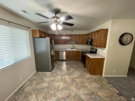 101 1501 Monroe Ogden UT 84404