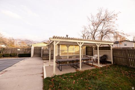 323 S Peach Lane Bountiful UT 84010