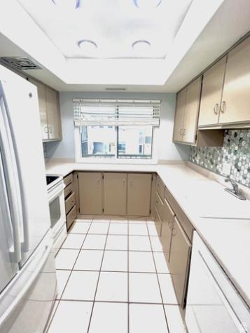 323 S Peach Lane Bountiful UT 84010