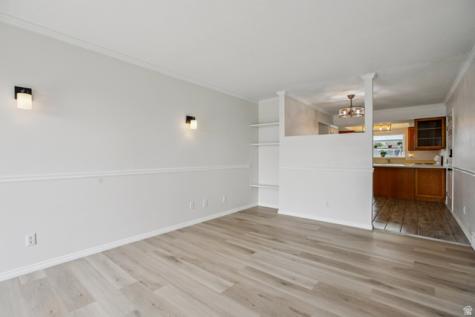 5273 S 2800 W Roy UT 84067
