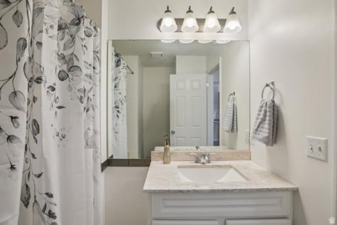 5273 S 2800 W Roy UT 84067