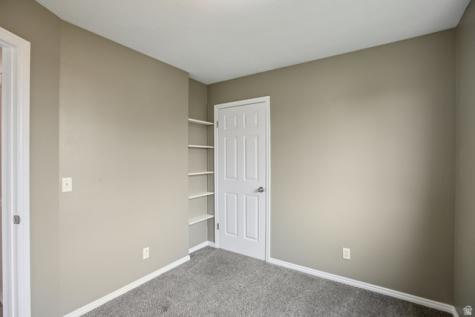 5273 S 2800 W Roy UT 84067