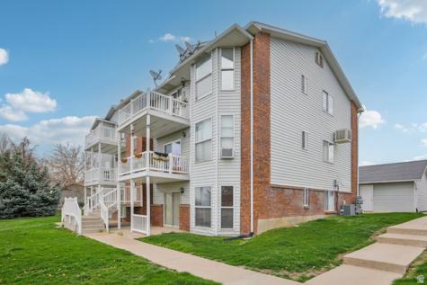 5273 S 2800 W Roy UT 84067