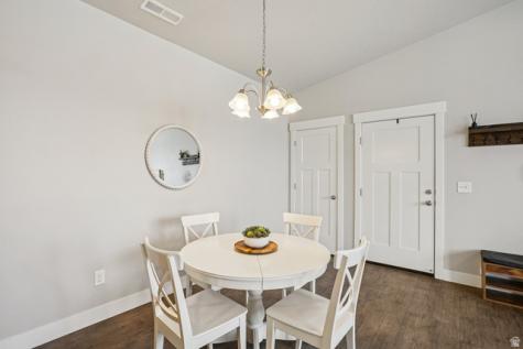 1787 N Festive Way Saratoga Springs UT 84045