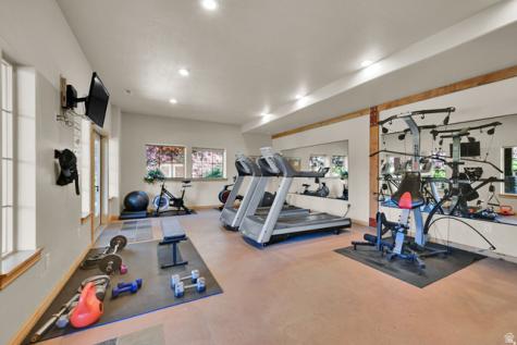 3555 N Fox Run E Eden UT 84310