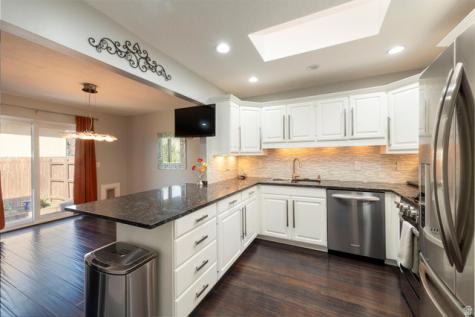 1907 E 3380 S Millcreek UT 84106